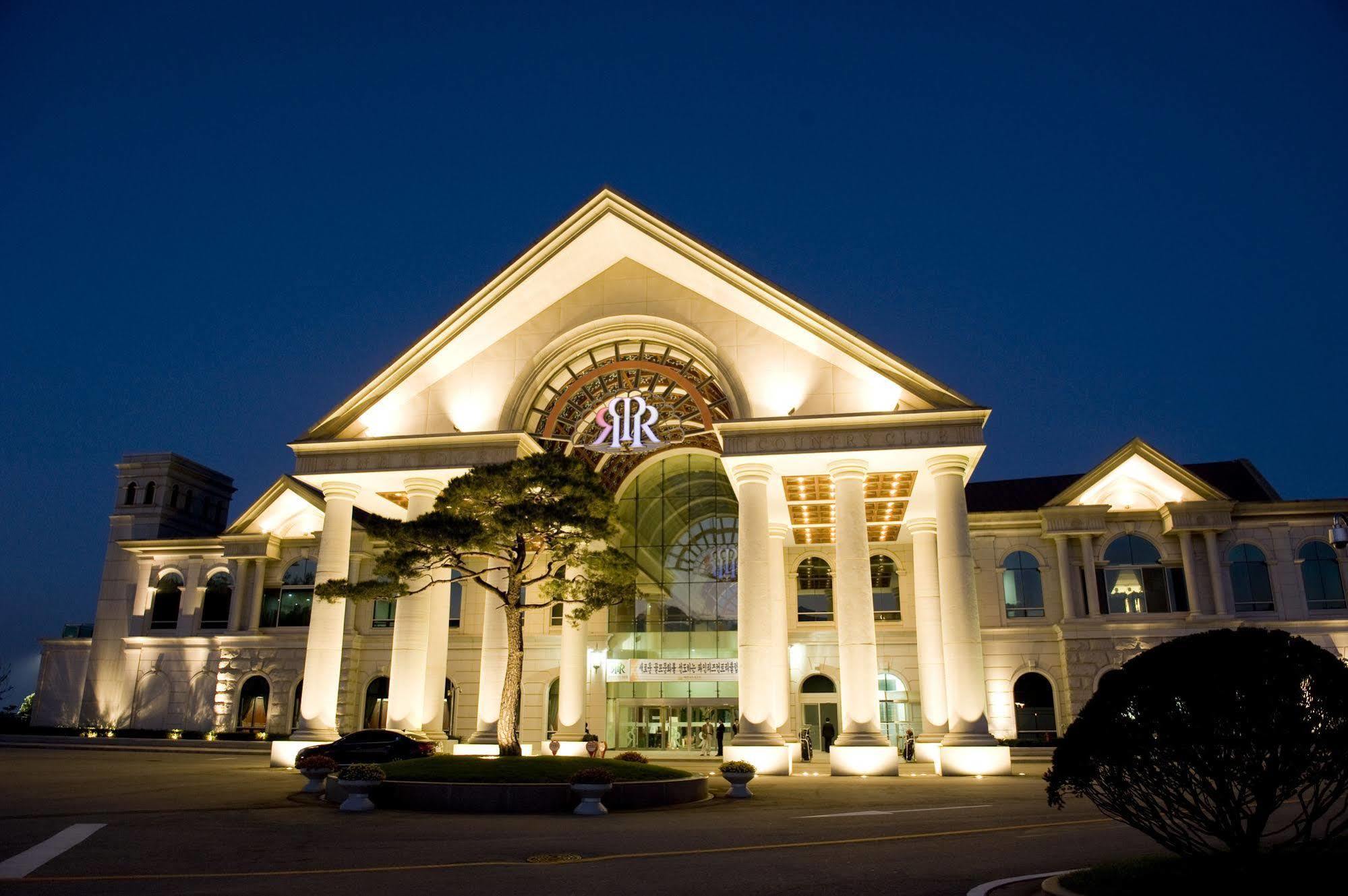Hotel Pineridge à Sokcho Extérieur photo