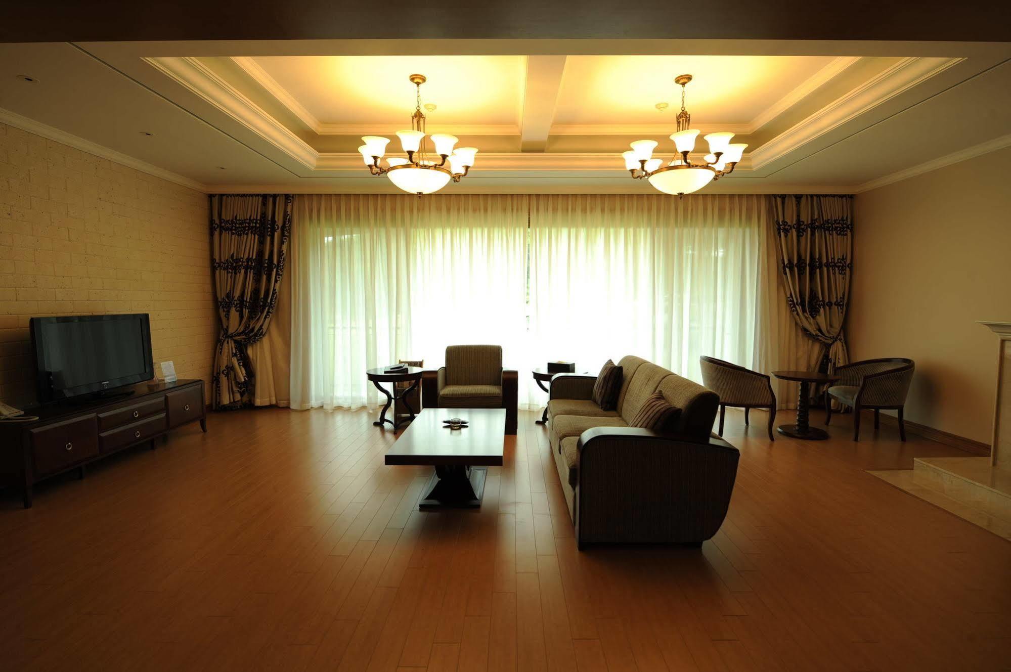 Hotel Pineridge à Sokcho Extérieur photo