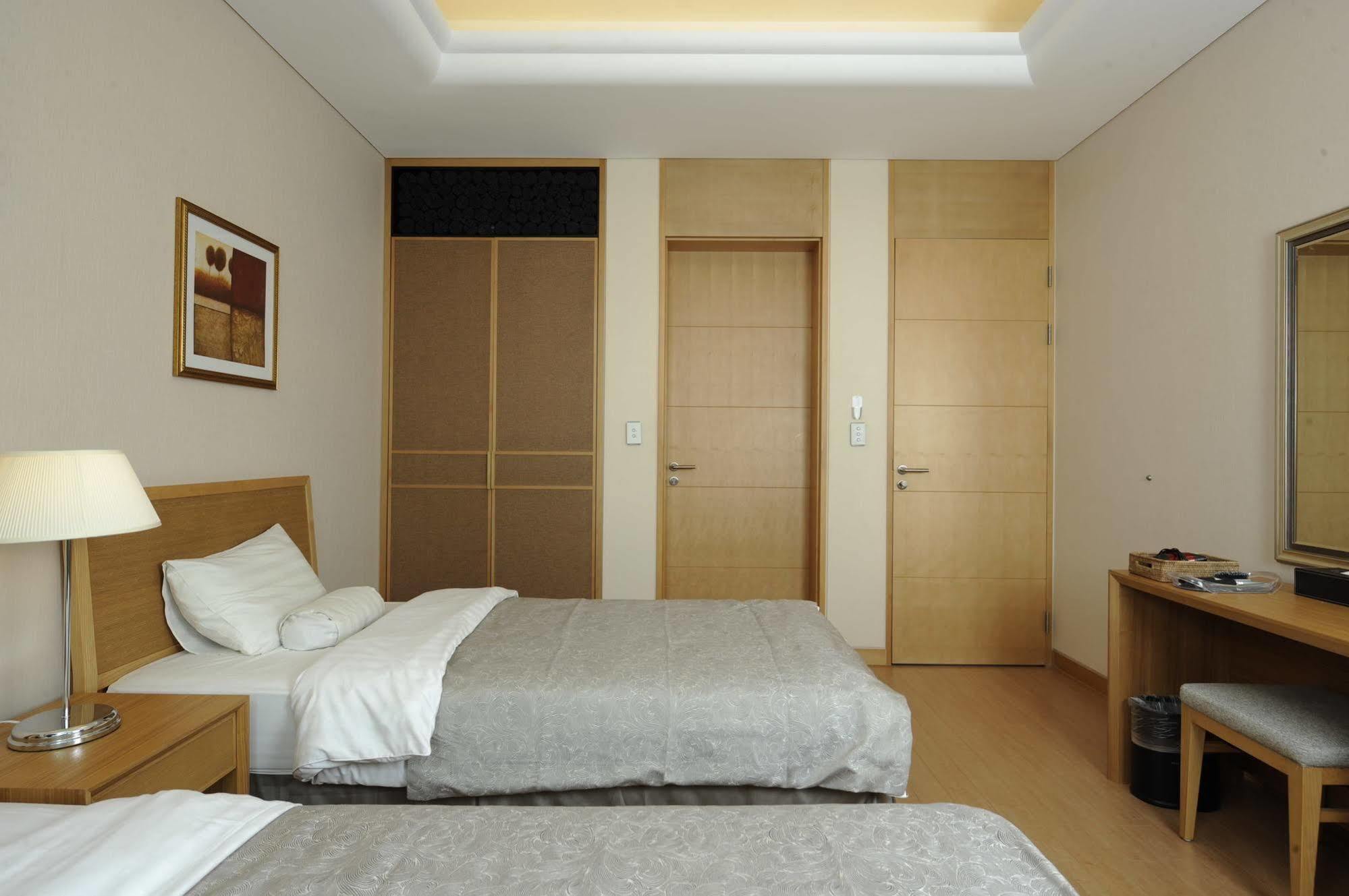 Hotel Pineridge à Sokcho Extérieur photo