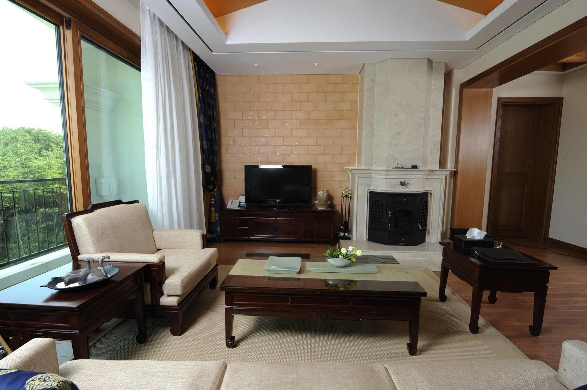 Hotel Pineridge à Sokcho Extérieur photo